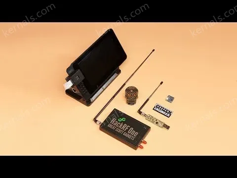 Great Scott Gadgets ANT700 - 300MHz to 1100MHz Telescope Antenna